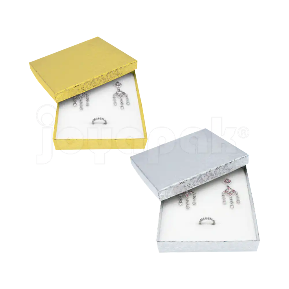 Grupo de cajas Fiore para collar mediano en colores dorado y plateado, disponibles para venta al por mayor.