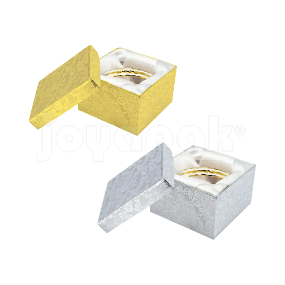 Grupo de cajas Fiore cuadradas altas en colores dorado y plateado para venta por mayoreo a joyerías.