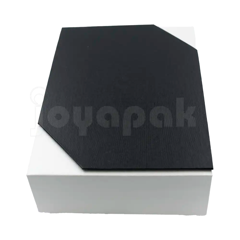 Caja de cartón Gemini para collar grande, aretes y anillo negro de frente