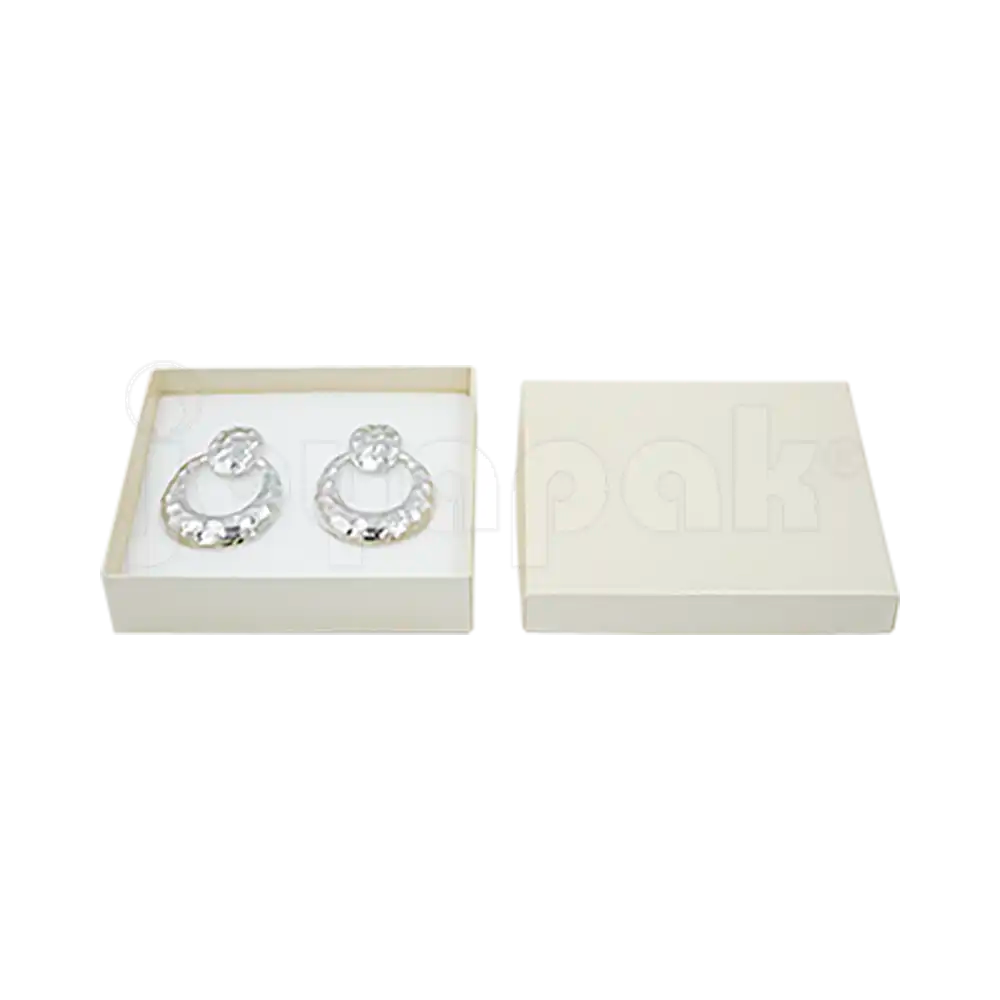 Caja Lino Cuadrada para Juego Grande: Arete, Cadena con Dije