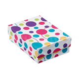 Surtido de cajas de cartón medianas para joyería de la línea Fancy con estampados y colores variados.