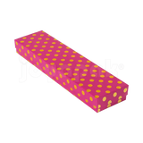 Dimensiones de la caja para pulsera Fancy de Joyapak, medidas 21.8 cm por 4.6 cm por 2.5 cm.