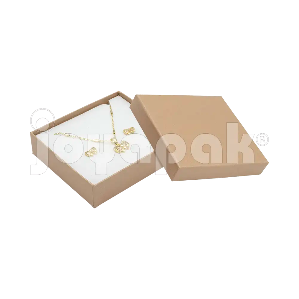 Caja Lino Cuadrada para Juego Grande: Arete, Cadena con Dije