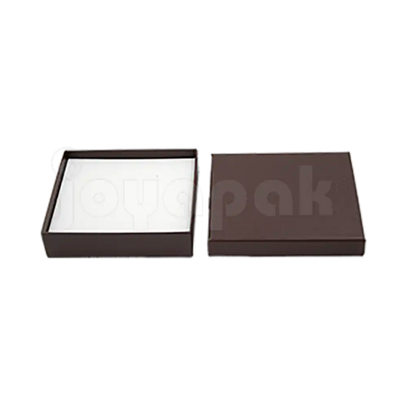 Caja Lino Cuadrada para Juego Grande: Arete, Cadena con Dije