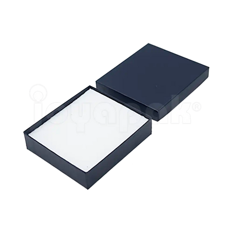 Caja Lino Cuadrada para Juego Grande: Arete, Cadena con Dije