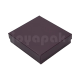 Caja Lino Cuadrada para Juego Grande: Arete, Cadena con Dije