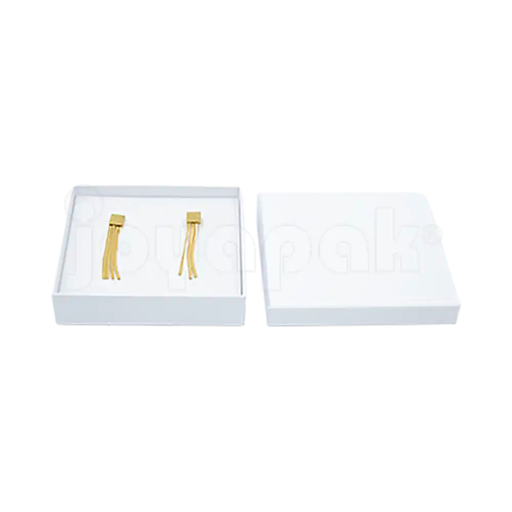 Caja Lino Cuadrada para Juego Grande: Arete, Cadena con Dije