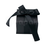 Caja Milán para anillo de cartón rígido color Negro BK de costado.