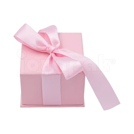 Caja Milán para anillo de cartón rígido color Rosa PK en vista lateral.