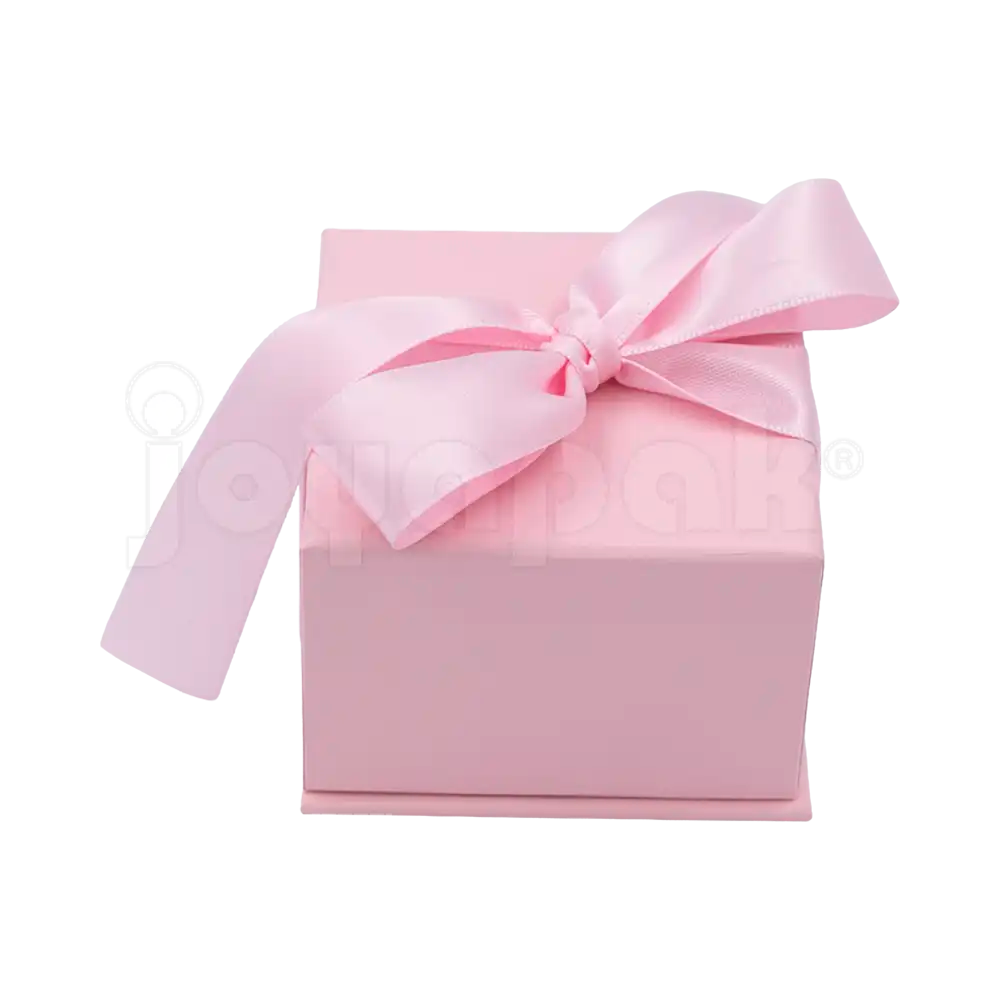 Caja Milán para anillo de cartón rígido color Rosa PK vista posterior.