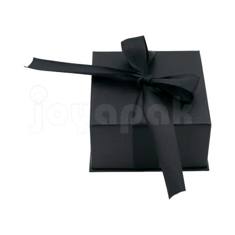 Caja Milán para aretes de cartón rígido color Negro BK de costado.