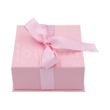 Caja Milán para juego de cartón rígido color Rosa PK de costado.