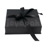 Caja Milán para gargantilla de cartón rígido color Negro BK de costado.