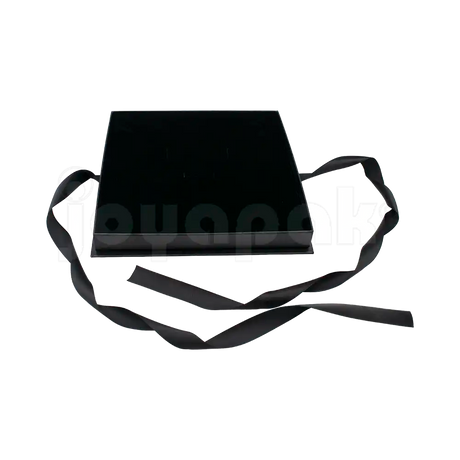 Caja Milán para collar grande de cartón rígido texturizado Negro BK abierta.