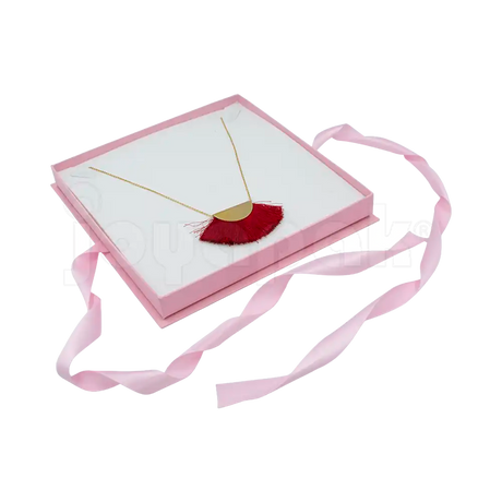 Caja Milán para collar grande de cartón rígido texturizado color Rosa PK.