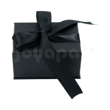 Caja Milán para argollas de cartón rígido color Negro BK de costado.