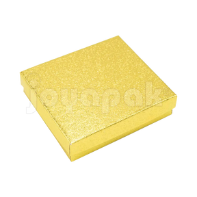 Caja de cartón dorada para coordinados de collar y aretes, modelo Estrella Cuadrada.