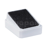 Estuche para aretes con interior de terciopelo negro para exhibir y proteger joyería.