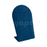 Exhibidor de madera Zafiro azul marino 6802 con juego de collar largo, vista lateral.